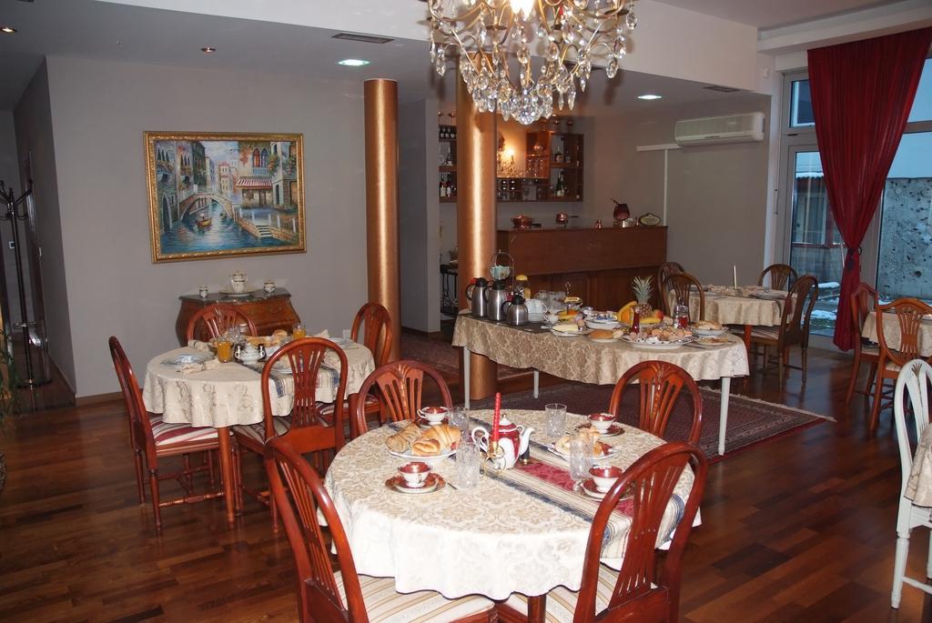 Hotel Octagon Sarajevo Rom bilde